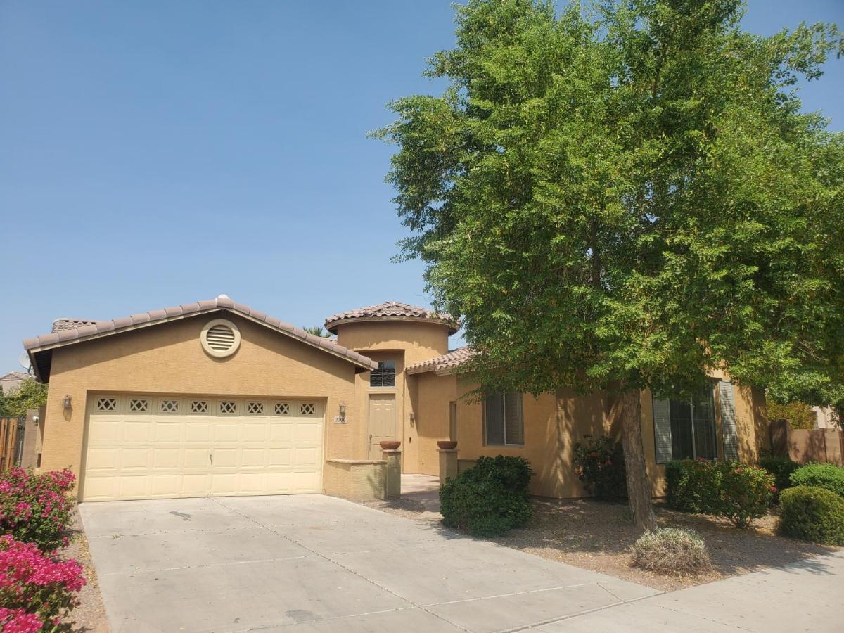 Phoenix II Minutes To Airport And Downtown Exterior foto
