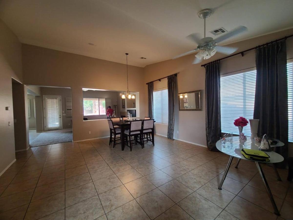 Phoenix II Minutes To Airport And Downtown Exterior foto