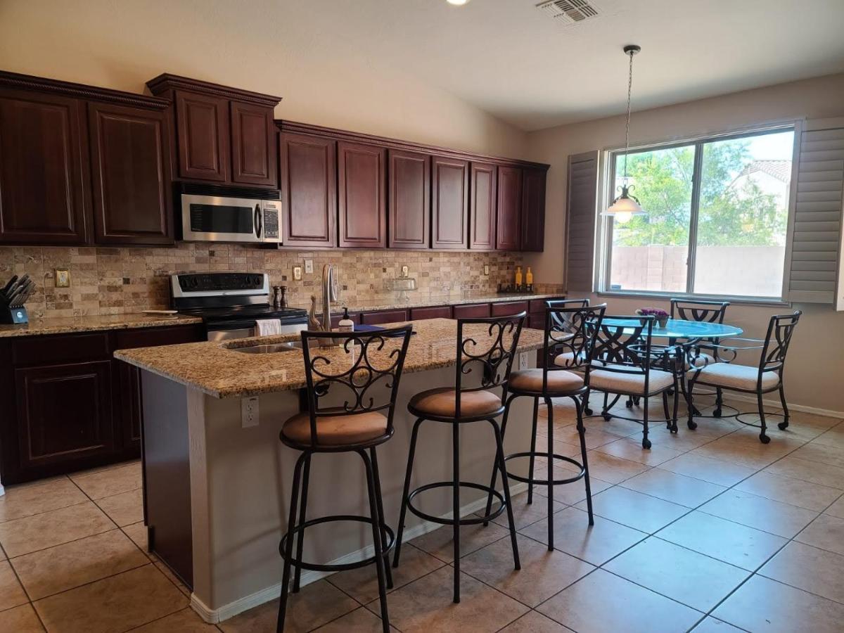 Phoenix II Minutes To Airport And Downtown Exterior foto